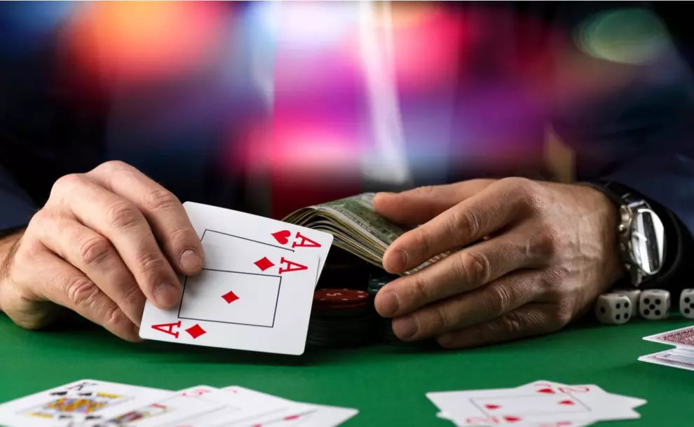 komplexe Techniken zum Pokerspielen